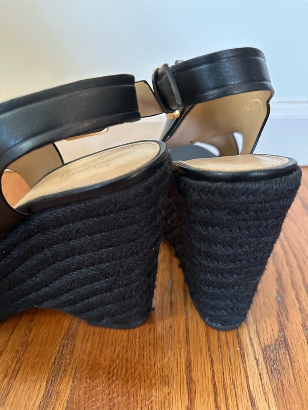 Micheal Kors Black Espadrille Wedge Sandals size 7.5 - Picture 3 of 7
